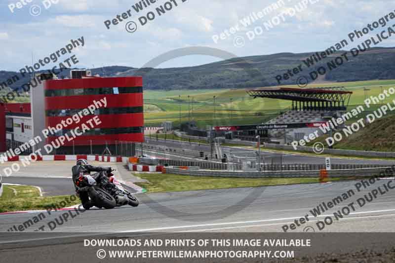 cadwell no limits trackday;cadwell park;cadwell park photographs;cadwell trackday photographs;enduro digital images;event digital images;eventdigitalimages;navarra;no limits trackdays;peter wileman photography;racing digital images;trackday digital images;trackday photos